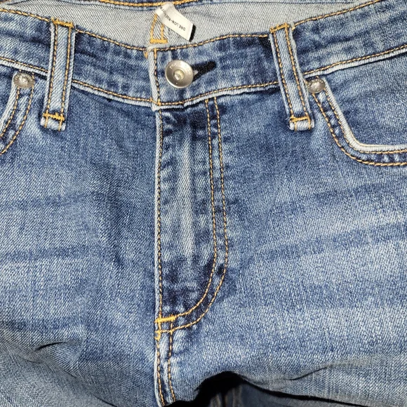 RAG AND BONE medium wash boyfriend  distressed boyfriend jeans size 6 and size 8 - Picture 13 of 15